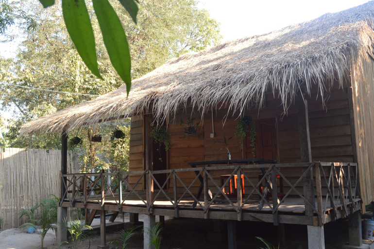 Exterior & Views 2, Sok Phen Homestay, Siem Reap