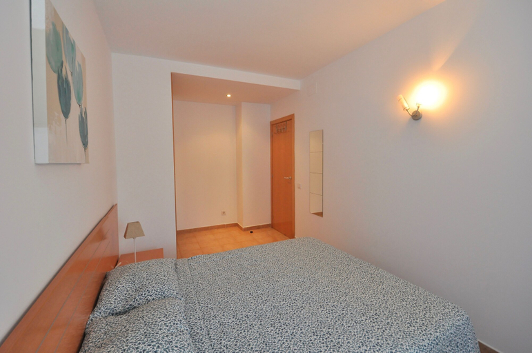 Bedroom 3, Tounhaus Global, Girona