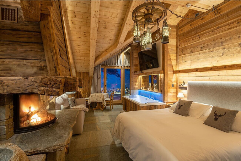 Bedroom 3, Park Chalet Village, Sondrio