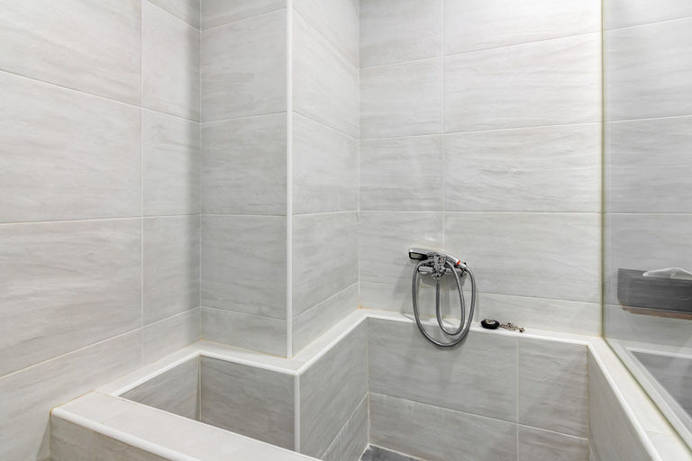Bathroom 3, Sun Moon Tea Hotel, Nantou