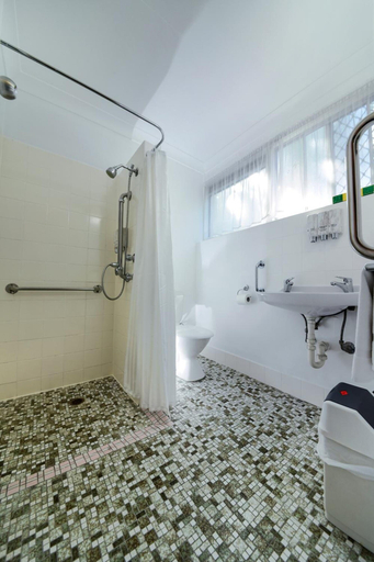 Bathroom 4, Aspley Motor Inn, Aspley