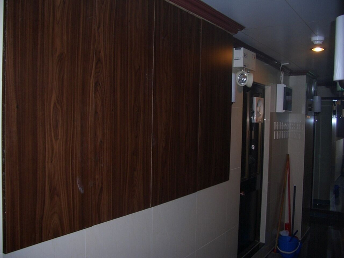 Others 3, Singh Guest House, Kowloon