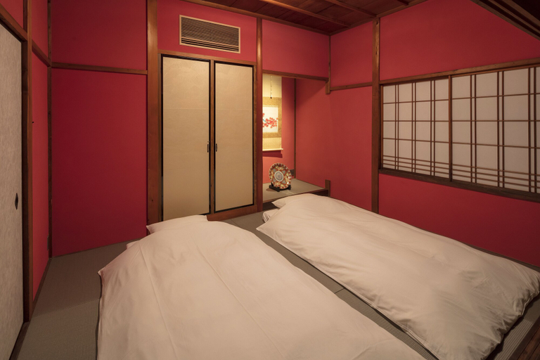 Bedroom 3, Hikoso-machi Kin no Ma, Kanazawa