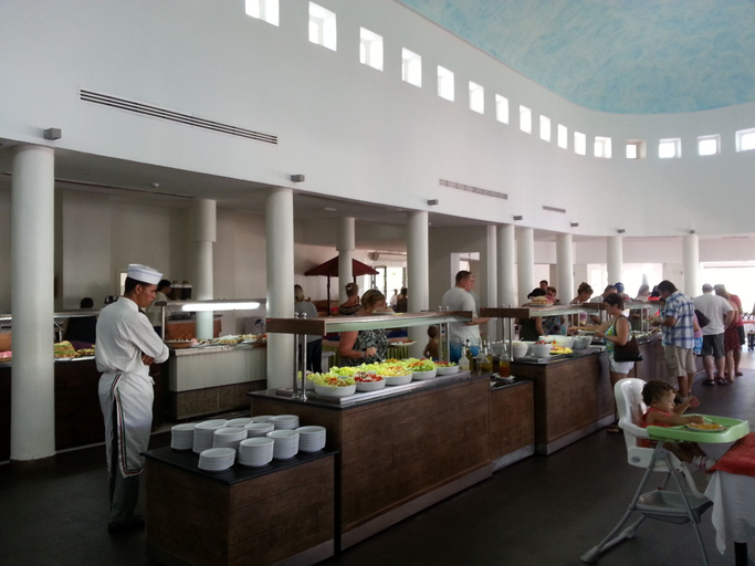 Food & Drinks, Eden Club Skanes, Monastir