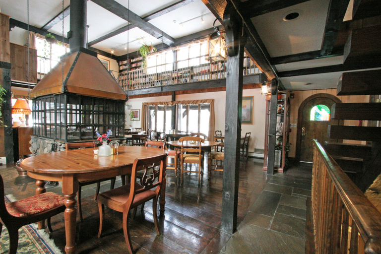 Food & Drinks 5, The Old Saco Inn, Oxford