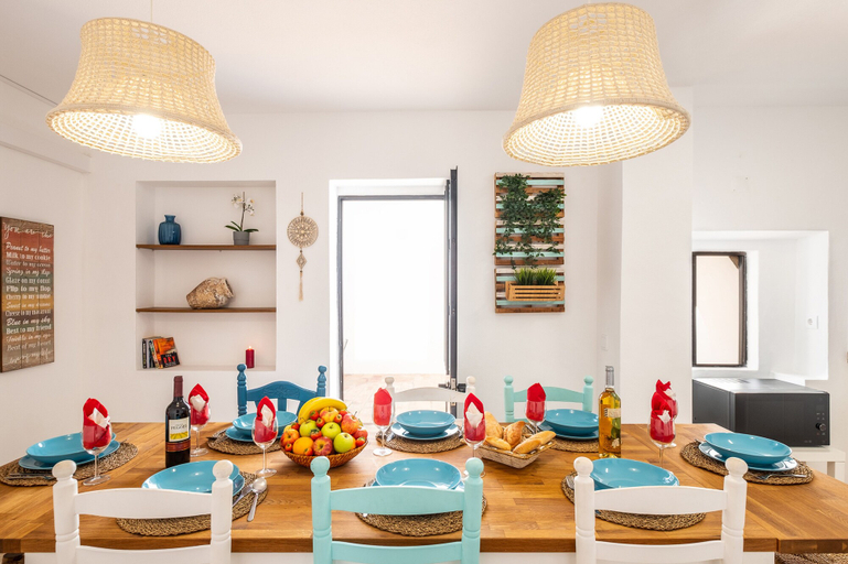 Others 5, Casa Gili, Albufeira