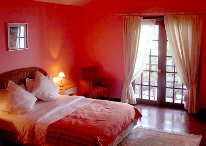 Bedroom 3, Las Flores Country & Beachside Hotel, Catmon