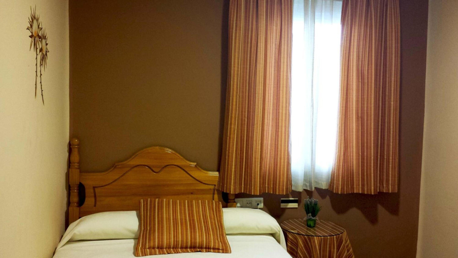 Bedroom 3, Hostal Valdepeñas by Bossh Hotels, Ciudad Real