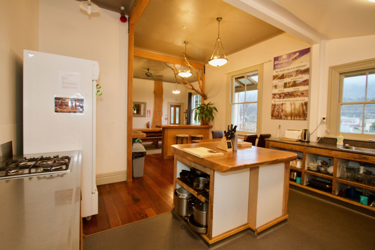 Others 5, Station Lodge - Hostel, Ruapehu