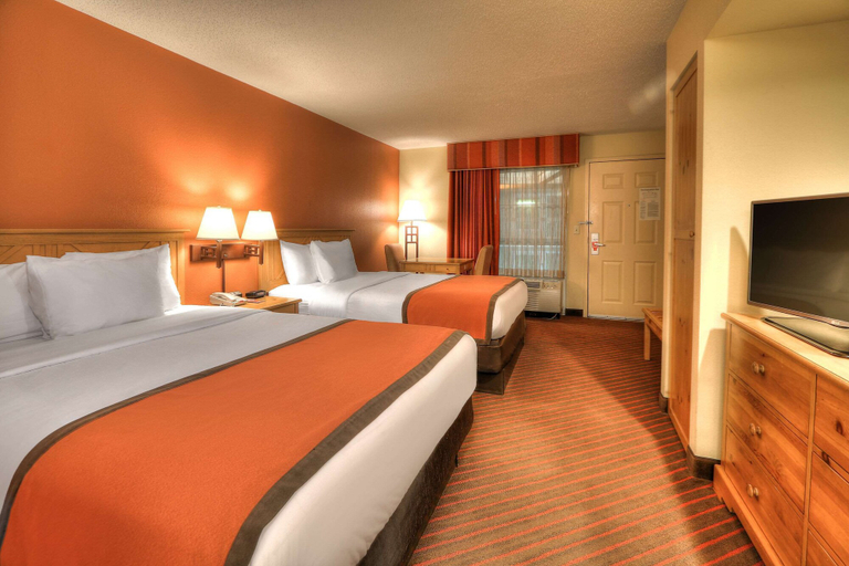 Bedroom 4, Econo Lodge Pigeon Forge Riverside, Sevier