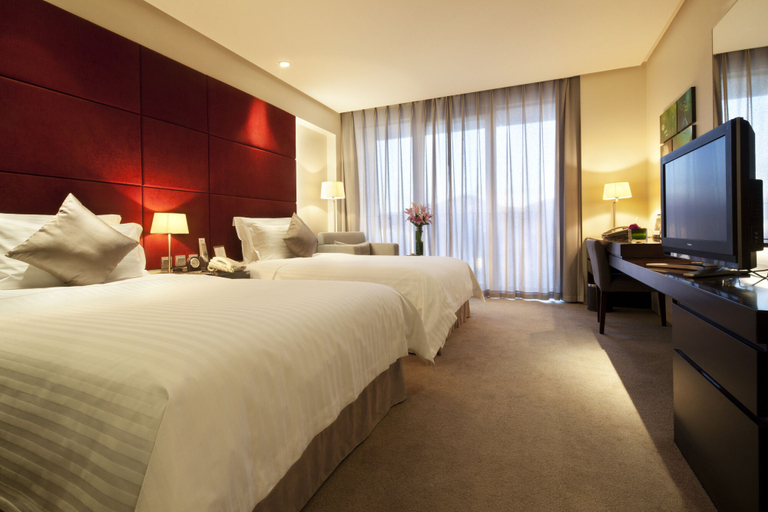 Bedroom 3, Howard Johnson Parkland Hotel Dalian, Dalian