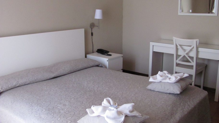 Bedroom 2, La Genzianella, Novara