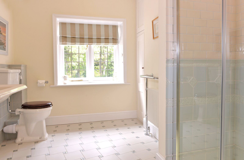 Bathroom 4, Little Friston Lodge, East Sussex