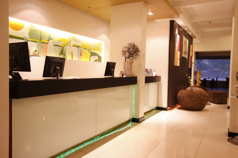 Public Area 3, The Embassy Sathorn, Sathorn