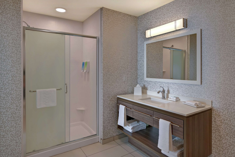 Bathroom 5, Home2 Suites by Hilton Buckeye Phoenix, Maricopa