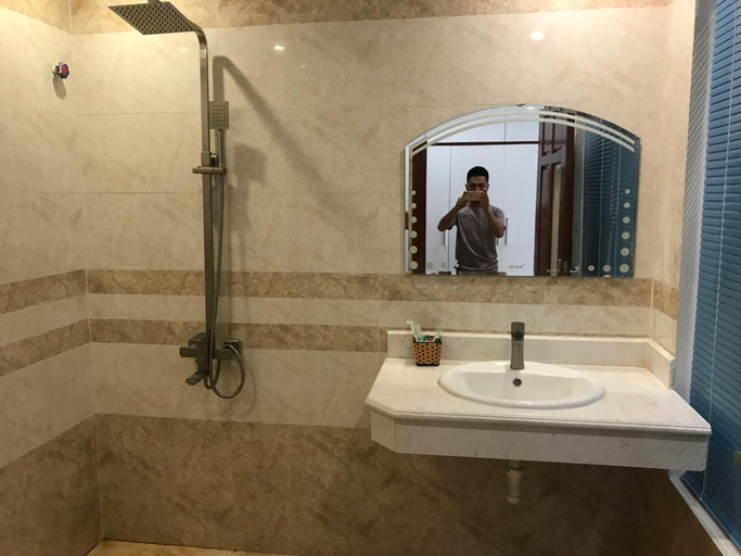 Bathroom 4, Ninh Phong Hotel, Yên Phong