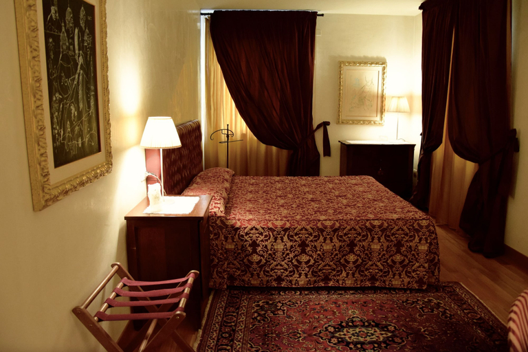 Bedroom 4, Hotel La Torre, Ancona
