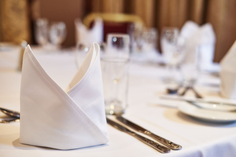 Food & Drinks 5, The Chequers Hotel, West Berkshire