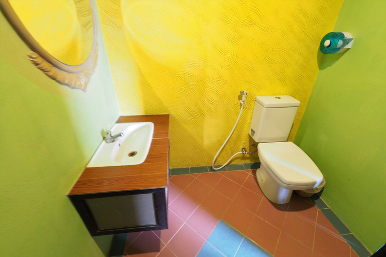 Bathroom 4, Sweet Inn Resort Hotel, Bang Pahan