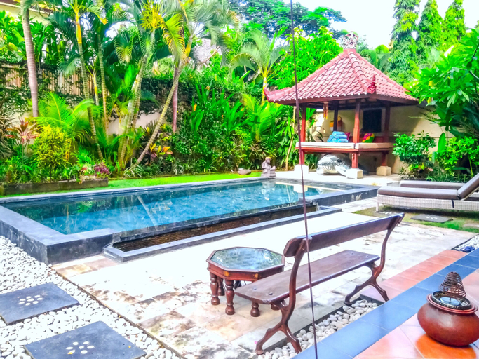 Villa Tristan - Private Pool Balcony Gazebo, Badung