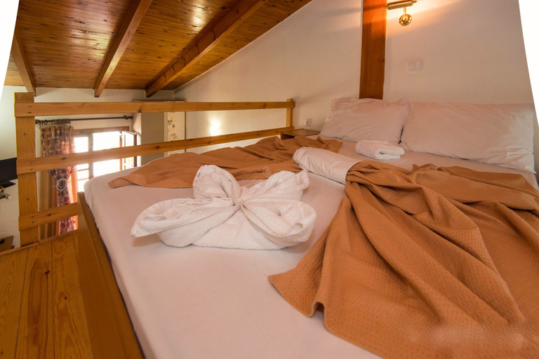Bedroom 3, Barbara Studios, Crete