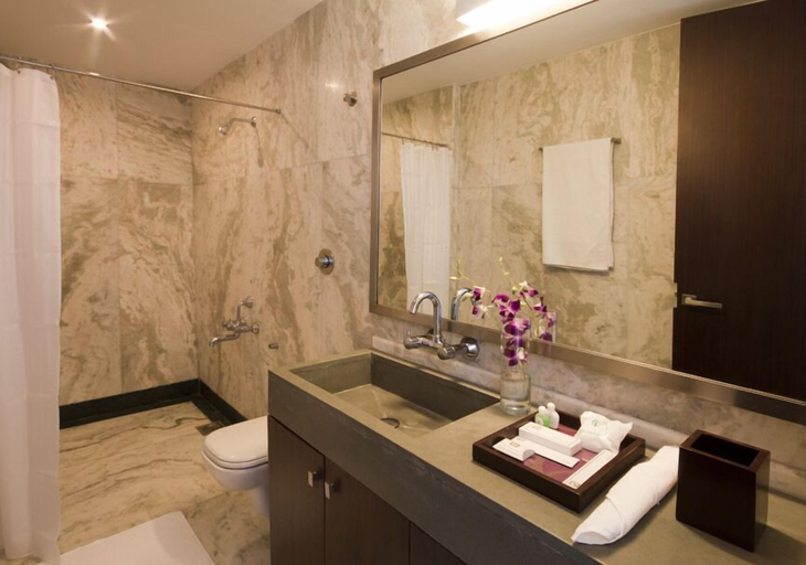 Bathroom 4, The Park Slope Hotel, Bangalore
