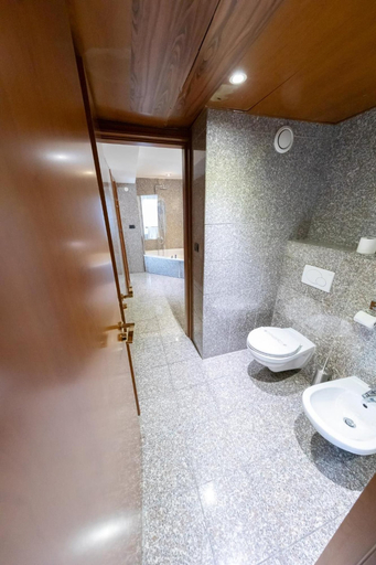 Bathroom 4, Goldstar Appartements Nice, Alpes-Maritimes