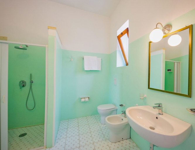 Bathroom 4, Torre Casciani, Lecce