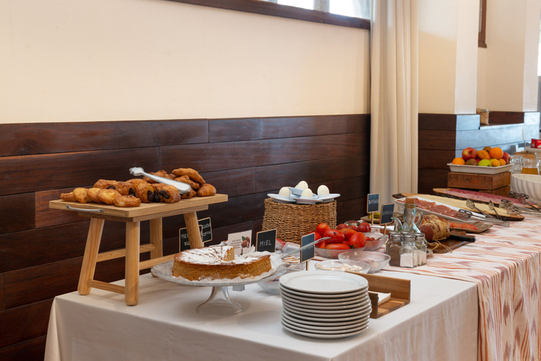 Food & Drinks 5, Santuari de Cura, Baleares