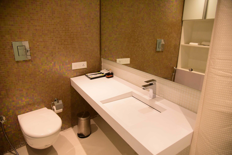 Bathroom, Hotel Ramaya, Rohtak