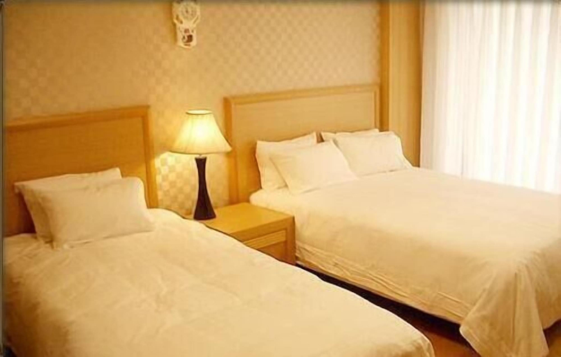 Bedroom 4, Chungju Suanbo Park Hotel, Chungju