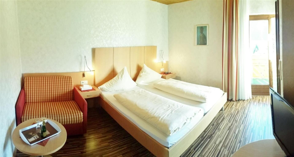 Bedroom 3, Familienhotel Steindl, Spittal an der Drau