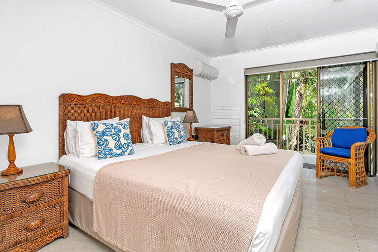 Bedroom 4, Driftwood Mantaray, Douglas