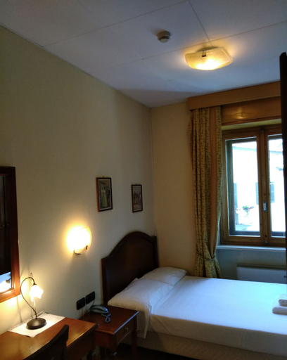 Bedroom 18