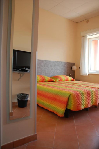 Bedroom 3, Autohotel, Rome