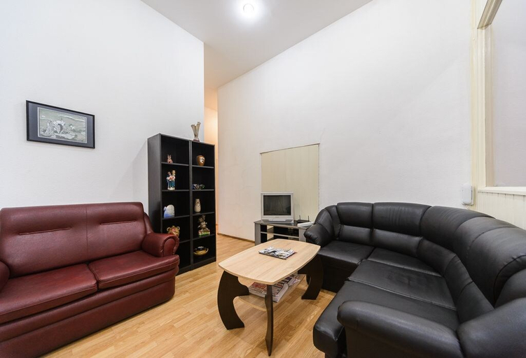 Others 4, MUZeYNY - hostel, Shevchenkivs'kyi