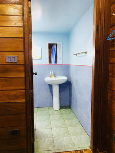 Bathroom 4, We Care Resort, Wichian Buri
