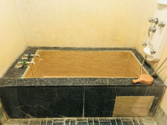Bathroom 3, Ho Young Hotspring Hotel, Yilan