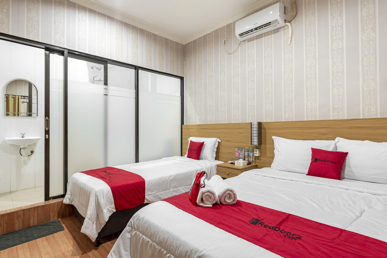 Bedroom 16
