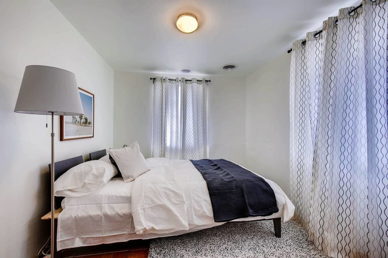 Bedroom, Cozy Bungalow in Chaffee Park near Highlands, Denver