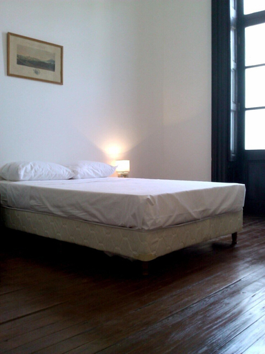 Bedroom 3, Montevideo Chic Boutique Hostel, Montevideo