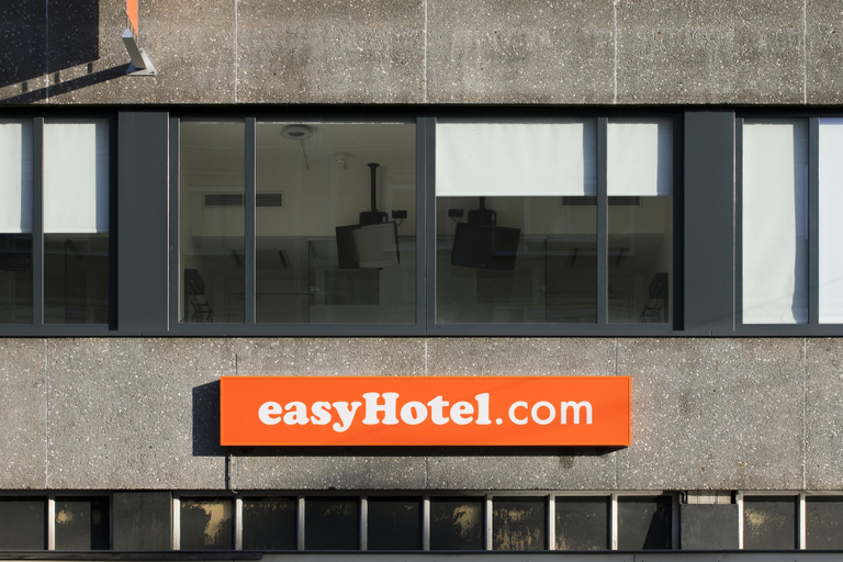 Exterior & Views 2, easyHotel Amsterdam City Centre South, Amsterdam