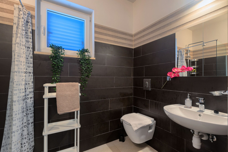 Bathroom 4, Villa 1522, Žminj