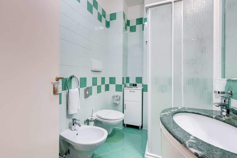 Bathroom 4, Best Western Hotel Imperiale, Matera