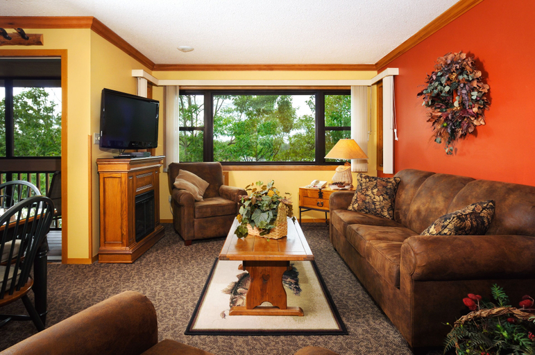 Others 5, The Pointe Hotel and Suites, Oneida