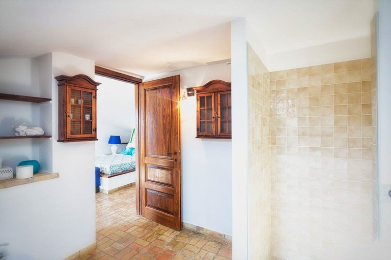 Others 5, La Cavetta Country House, Roma