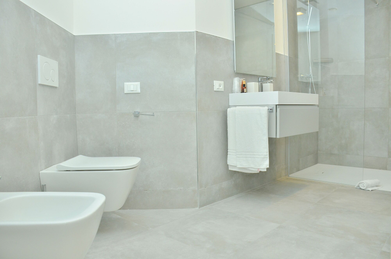Bathroom 4, Ashanti Aparthotel, Venezia