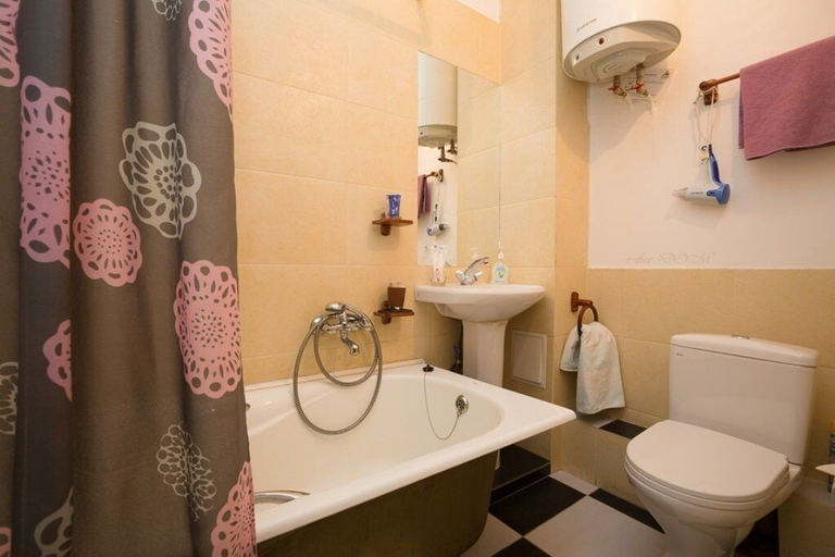 Bathroom, Apartment Etazhydaily Popova-Malysheva, Ekaterinburg gorsovet