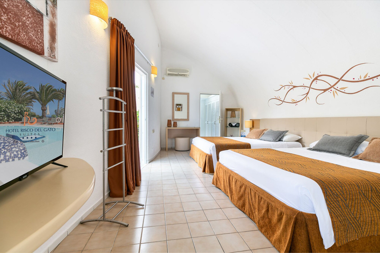 Bedroom 3, Hotel LIVVO Risco del Gato Suites, Las Palmas