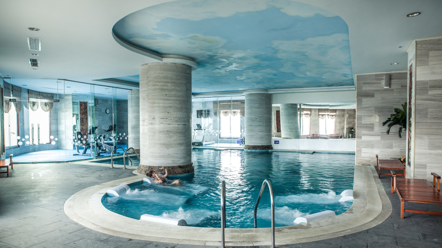 Sport & Beauty 2, Super Candle Hotel, Ba Đình